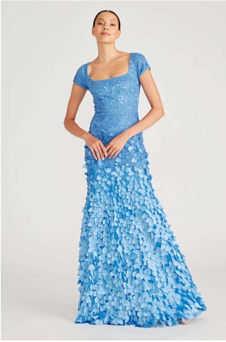 Theia Dawn Scoop Neck Beaded Floral Applique Gown Airy Blue 18 NEW $1295